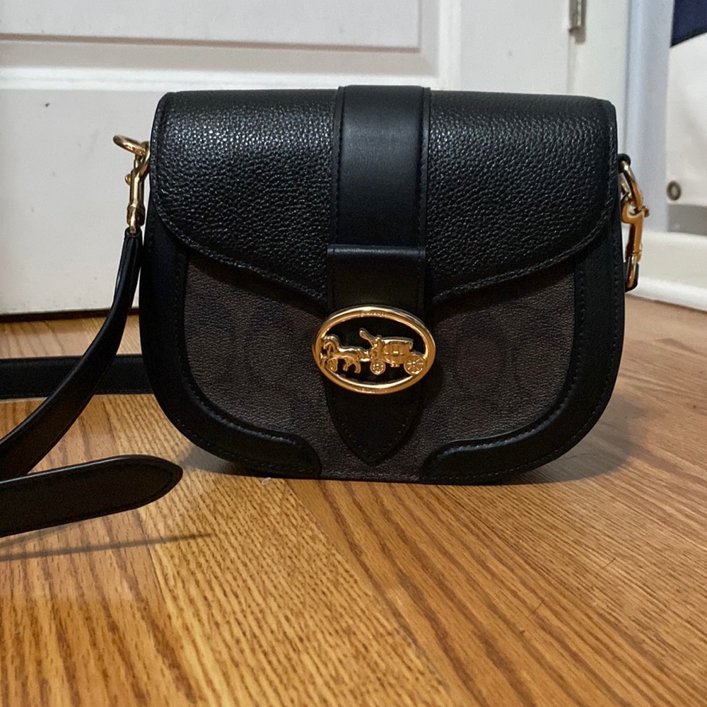 Coach Georgie Saddle Bag in Signature Canvas